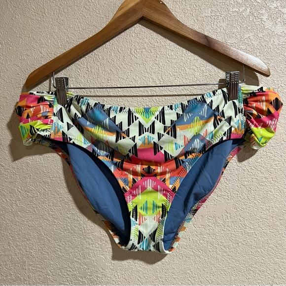BECCA geometric bathing suit - halter top high waist ruched bottom plus size 1X - Picture 7 of 10